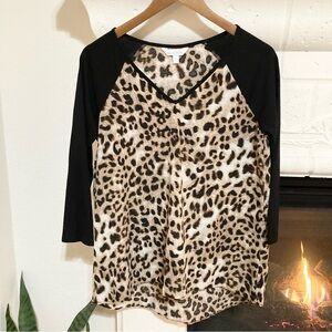 Leopard and Black V Neck Tee Blouse Size Small S